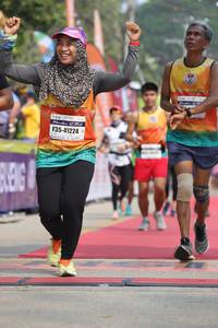 BIB: 41224
                            <button type="button" onclick="openModal(8221609)" class="btn btn-primary btn-sm float-right btn-popup" data-toggle="modal" data-target=".modal-high-quality">
                        <i class="fas fa-shopping-cart"></i> Add to Cart
                    </button>
                                            <button type="button" onclick="isThisMe(8221609, true)" class="btn btn-success btn-sm float-right btn-popup btn-isme hidden" data-toggle="tooltip" data-placement="bottom" title="นี่คือรูปของคุณใช่ไหม คลิกที่นี่เพื่อเอาเข้าอัลบั้ม">
                        <i class="fas fa-plus"></i> Add to album
                    </button>
                    <button type="button" onclick="isThisMe(8221609, false)" class="btn btn-warning btn-sm float-right btn-popup btn-isnotme hidden">
                        <i class="fas fa-ban"></i> Remove from album
                    </button>